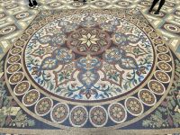 Porto - Bodenflies in der Börse