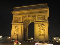 Abendspaziergang zum Triumphbogen