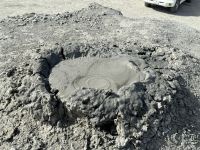 brodelnder Schlammvulkan