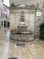 Saint- Remy  - Nostradamus - Brunnen