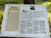 An den Gräbern der Titanic Toten