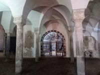 Säulengang vor Krypta, Kathedrale von Gerace 