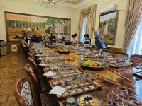 Samarkand - Weinverkostung usbekisches Weinhaus