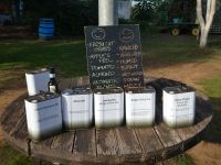 verschiedene Qualitäten von Extra Vergin zum 