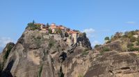 Meteora - Blick auf das Metamorfosis Sotiros Kloster, das größte der Meteora-Klöster