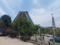Blick auf die Kathedrale beim Stadtrundgang in Rio de Janeiro
