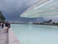 Umrundung des Museums der Zukunft in der Bucht vor Niteroi in Rio de Janeiro @Anette Rietz