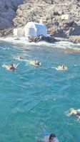 Neu Kameni: Baden über den heißen Quellen