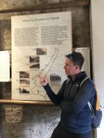 Wanderreise am Gardasee 13.10.24 - Erläuterungen im Zitronengarten von BOGI
