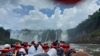 Bootstour im Nationalpark Iguazu in Argentinien zu den Wasserfällen. Foto: Anette Rietz