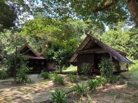 Malaysia. Taman Negara Nationalpark. Hütten in der Mutiara Lodge