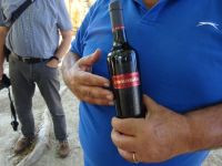 Limassol: in der Burganlage Kolossi: Verkostung von Vin de Commanderie