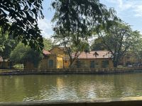 ...in der Ho-Chi-Minh-Gedenkstätte (2)