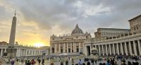 Sonnenuntergang über dem Petersdom 