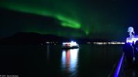 Møre og Romsdalen - Polarlicht vor Molde - südgehendes Postschiff
