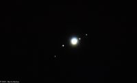 In sternenklarer Nacht muss auch etwas Astronomie betreiben - Jupiter mit vier Monden