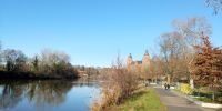Tag 5 Blick auf Mainpromenade in Aschaffenburg 