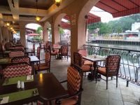 Frühstück am Fluss, Hotel Casa del Rio 