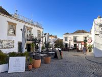 Morgendliche Ruhe in der Stadt 