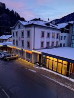 253 Hotel Albula und Julier am Morgen