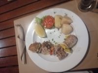 Fangfrischer Thunfisch-Spieß, Restaurant Villa Ventura