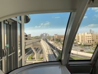Fahrt mit der Monorail zur Palmeninsel