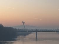 29.12.24  Bratislava -  das war's -  UFO & Donau 
