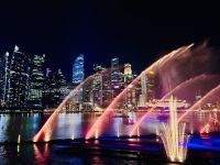 Tag 2 - Spectra, Wasser- und Lichtshow