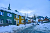 Trondheim - Stadtteil Bakklandet (tiefverschneit! nicht selbstverständlich)