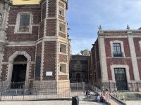 Abgesacktes Haus, Mexico-City