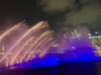 2. Tag: Ankunft in Singapur – Licht- und Wassershow „Spectra“ vor dem Marina Bay Sands