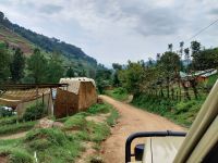 Rückfahrt vom Gorilla-Tracking, Bwindi Impenetrable Nationalpark, Uganda
