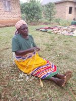 Flechten aus Papyrus, Uganda