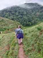 Wanderung zum Dorf der Batwa-Pygmäen, Uganda