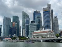 3. Tag: Stadtrundfahrt durch Singapur – Merlion, Fullerton Hotel und Bankenviertel