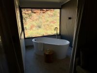 9. Tag: Von Alice Springs zum Kings Canyon – Hotelzimmer im Kings Canyon Resort