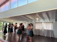 Tanzaufführung von Maori Kindern