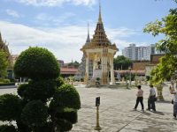 Stubba am Königspalast 