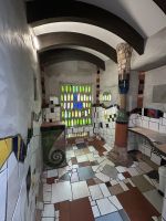 02.03.2025: Friedensreich Hundertwasser Toilette