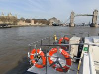 London. Bootsfahrt auf der Themse