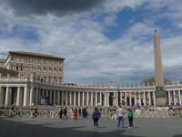 Petersplatz Rom 2025