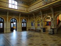 Dunedin, der Bahnhof hat eine prächtige Halle. 