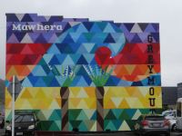 Greymouth, bringt Farbe in den Tag.