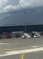 Ankunft am Flughafen 