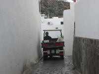 die Gassen sind sehr eng auf Panarea