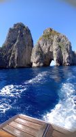 Bootstour Faraglioni Felsen
