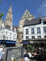Blick zur Antwerpener Liebfrauenkirche