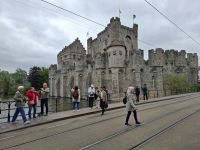 Gravensteen wird die Genter Wasserburg genannt