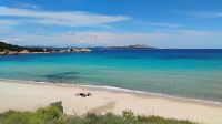 Strand von Baja Sardinia