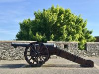 4. Tag – Ausflug nach Nordirland – Spaziergang in Derry – Kanone auf der Stadtmauer